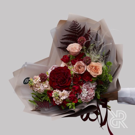 Bouquet 021 Букет в пленке с маттиолой